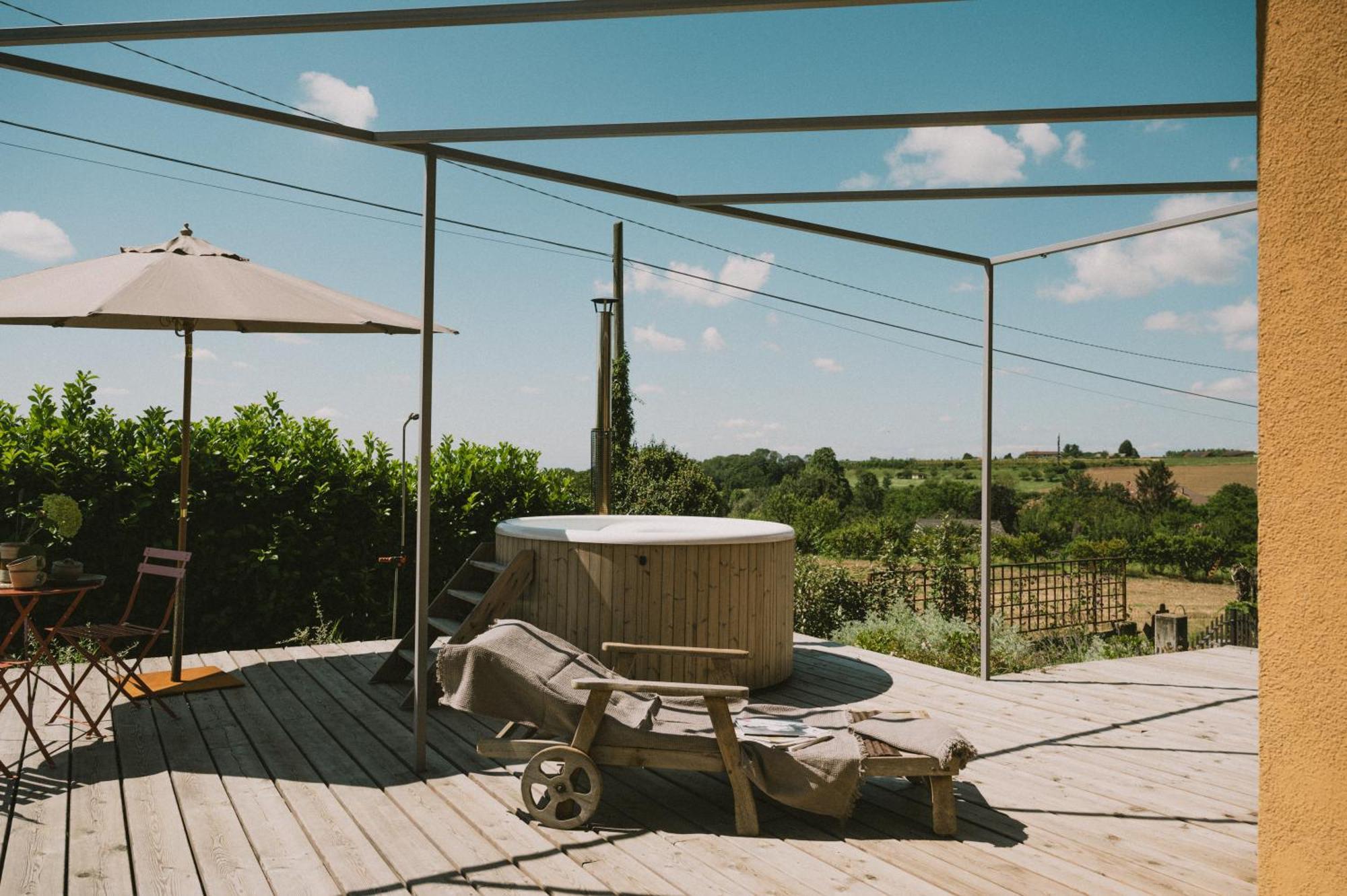 Bed and Breakfast Casa Kiko Pecetto Esterno foto